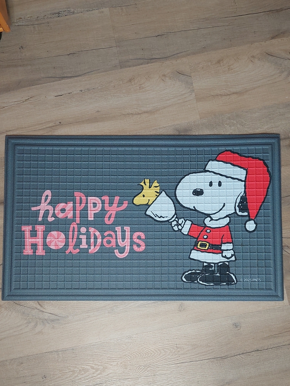 Peanuts Holiday Doormat - Snoopy, Happy Holidays. 🧑🏼‍🎄